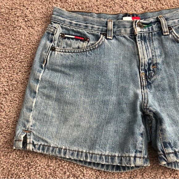 Tommy Hilfiger Tommy Jeans Denim Short Womens 5 - Picture 4 of 11